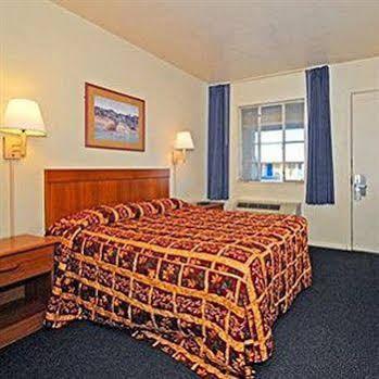 Economy Inn Safford Экстерьер фото